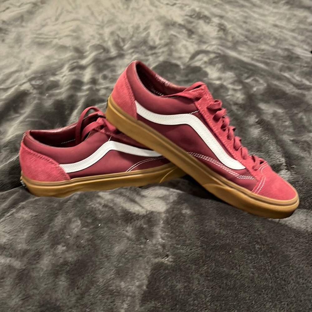 Mens VANS NWOT! Excellent condition, never worn.